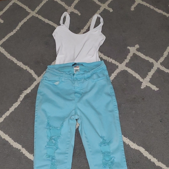 Ankle Distressed blue jeans - Picture 2 of 5